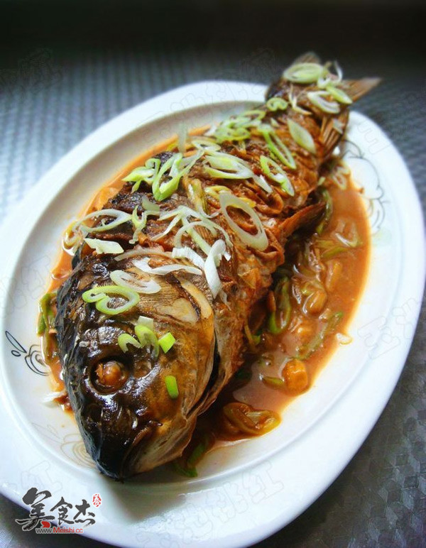 家常红烧鲤鱼BC.jpg